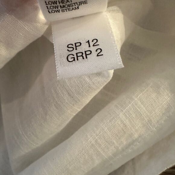 St. John Off Shoulder Blouse - Picture 4 of 9